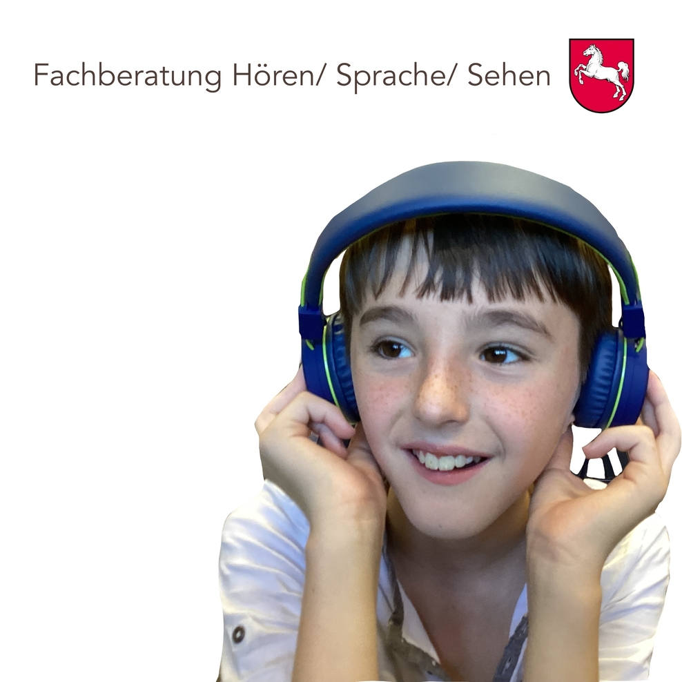 Foto Junge mit Kopfhörern